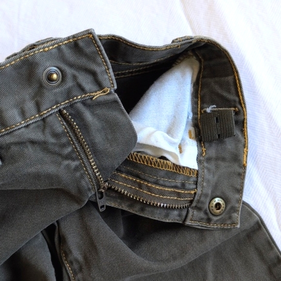 gymboree 100% cotton khaki green straight leg denim jeans 2T toddler boys - Picture 5 of 8